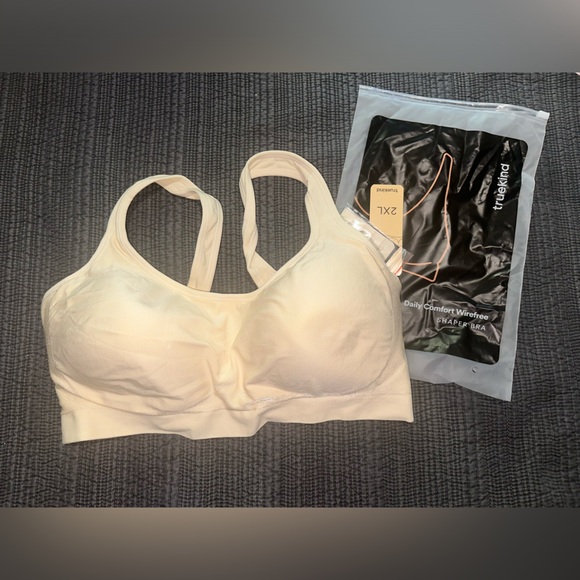 Truekind || NWT || Daily Comfort Wirefree Shaper Bra Beige - Picture 2 of 6